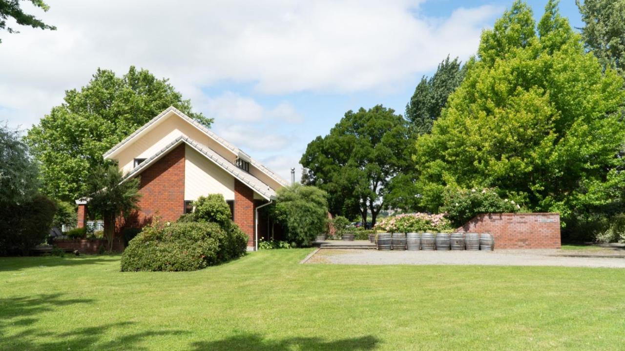 Fairhall Guest Lodge Woodbourne Exterior foto